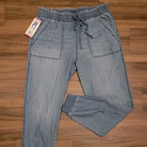 Jean Capri joggers
